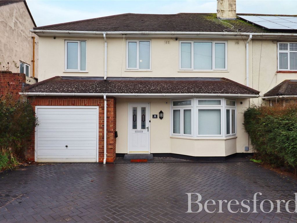 4 bed semidetached house for sale in Clyde Crescent, Chelmsford CM1