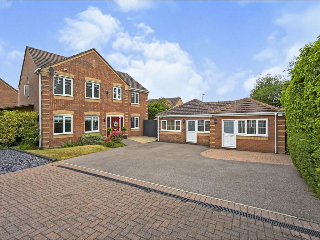 6 bed detached house for sale in Eakring Road, Mansfield NG18 Zoopla