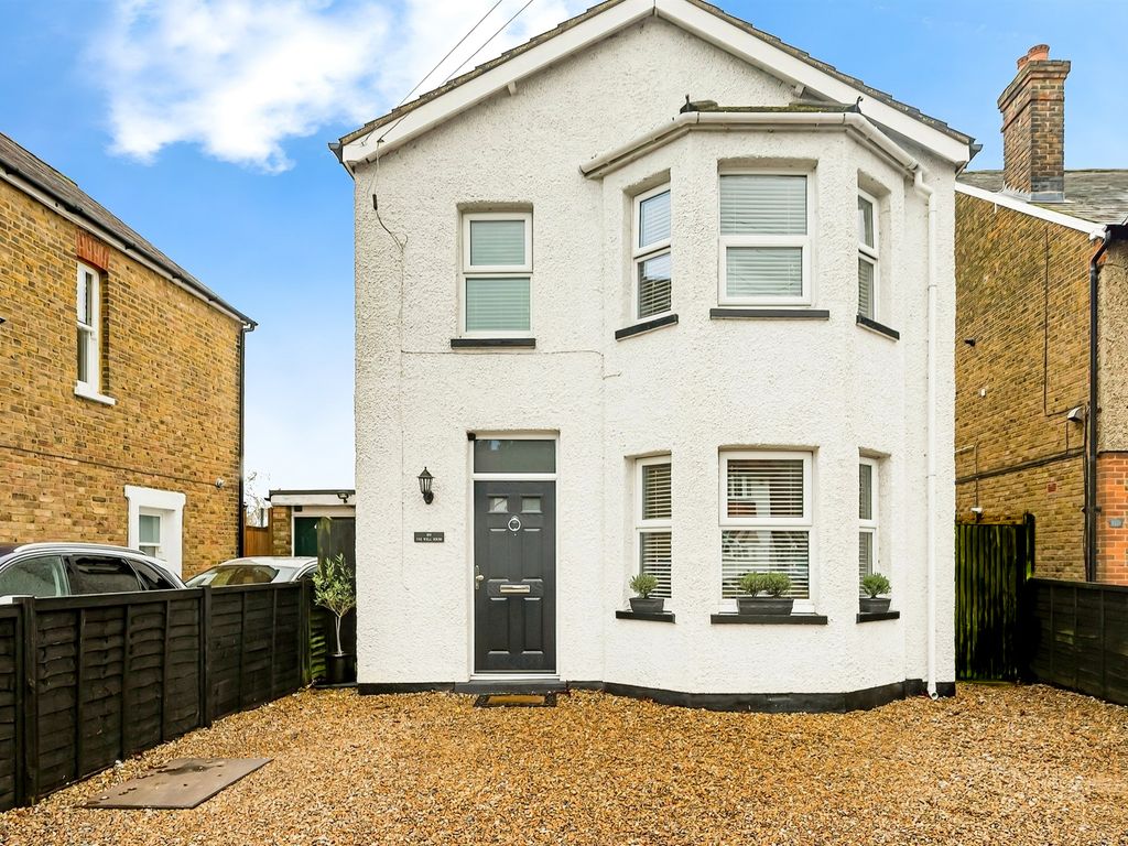 4 bed detached house for sale in Gore Road, Burnham, Slough SL1, £