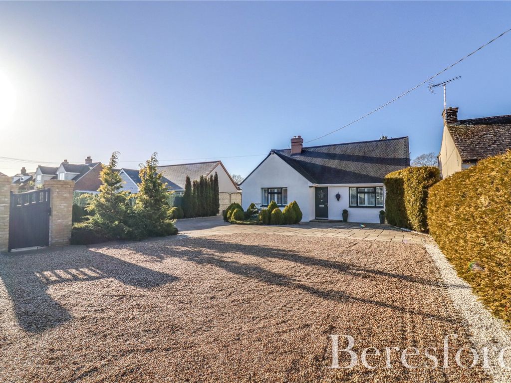 4 bed bungalow for sale in Mill Lane, Cressing CM77, £675,000 Zoopla