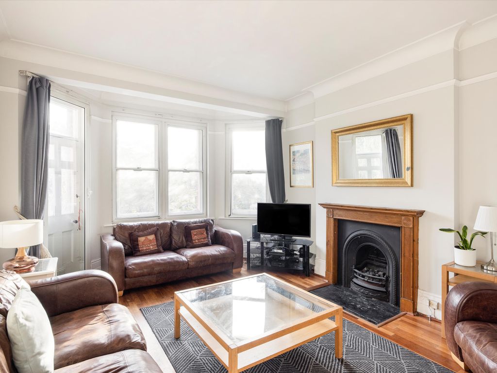 Ashburnham Road, Chelsea, London SW10  