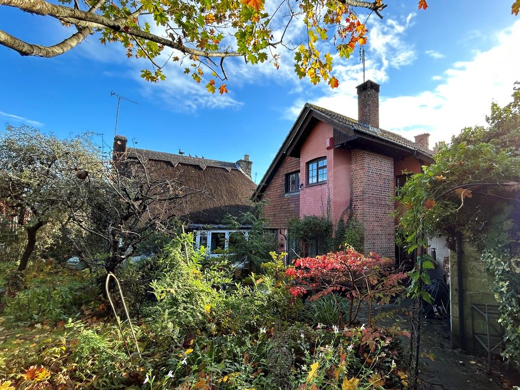4 bed detached house for sale in Brookley Road, Brockenhurst SO42, £
