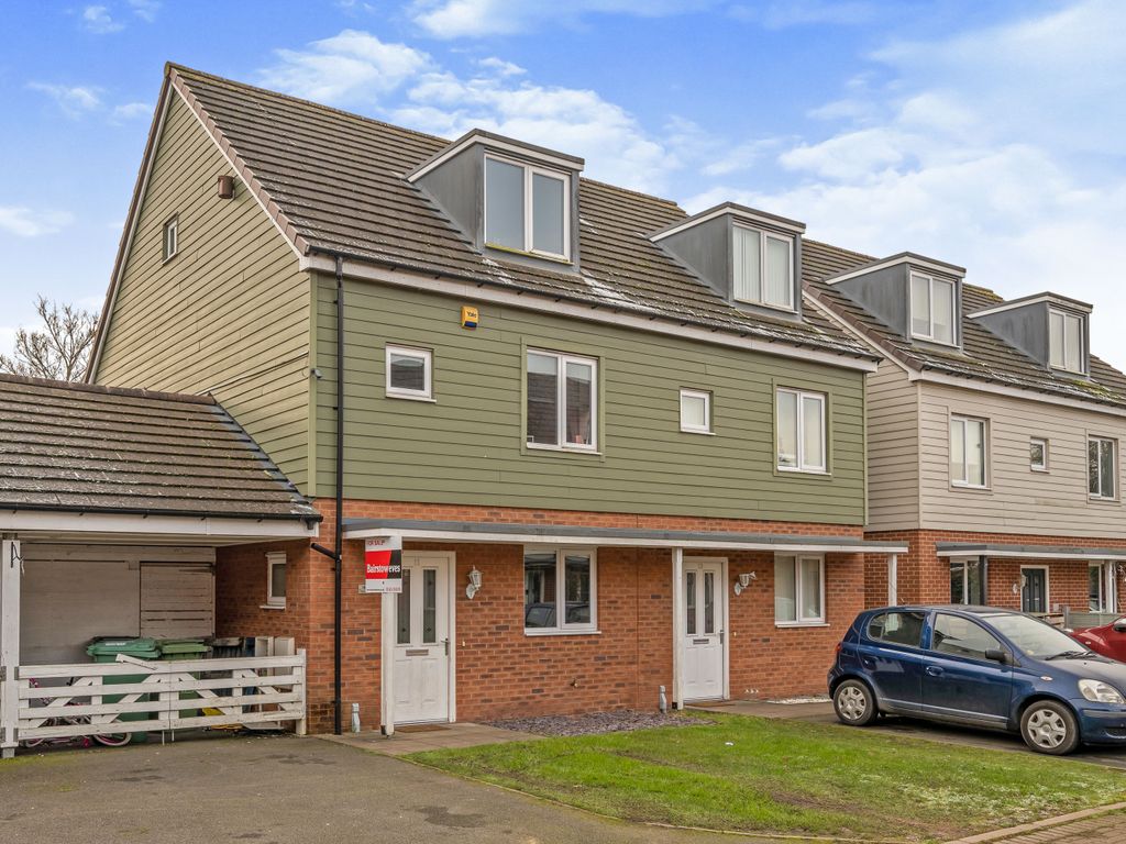 3 bed semidetached house for sale in Philip Grove, Cannock