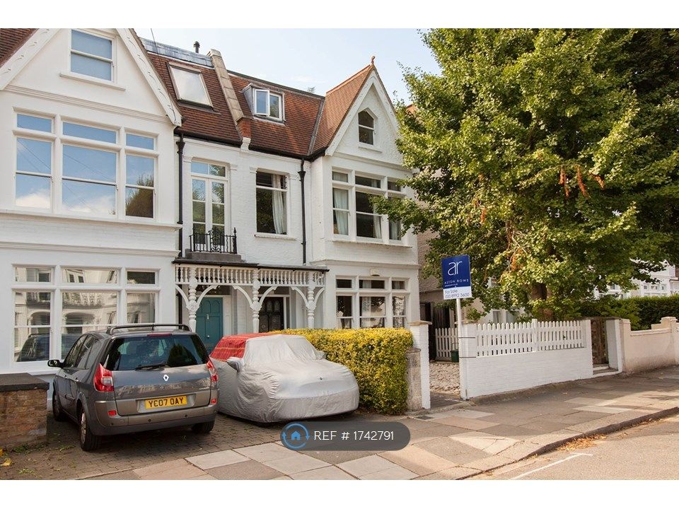 4 bed flat to rent in Cumberland Road, London W3 Zoopla