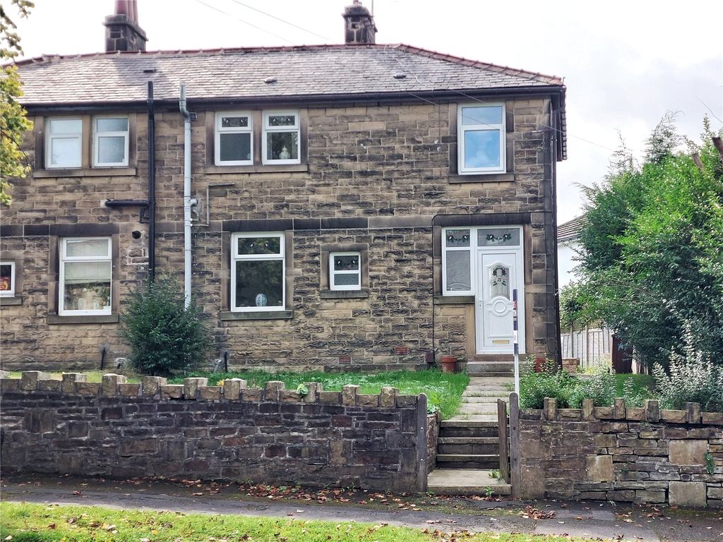 3 bed semidetached house for sale in Newchurch Road, Rawtenstall