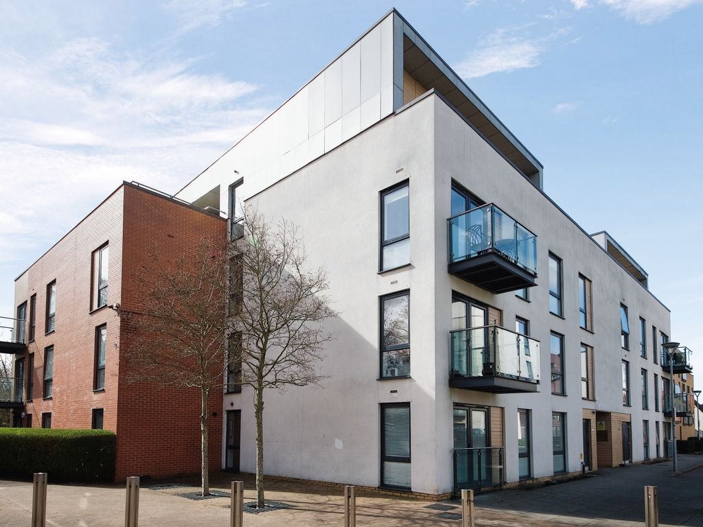 1 bed flat for sale in Velocity Way, Enfield EN3 Zoopla