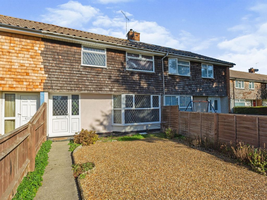 Redcliffe Walk, Aylesbury HP19  