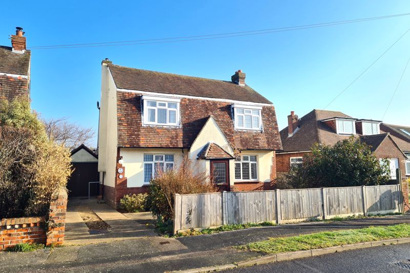 3 bed detached house for sale in York Crescent, LeeOnTheSolent PO13