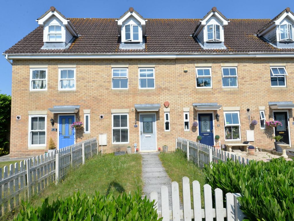 3 bed terraced house for sale in Earlswood Park, New Milton, Hampshire