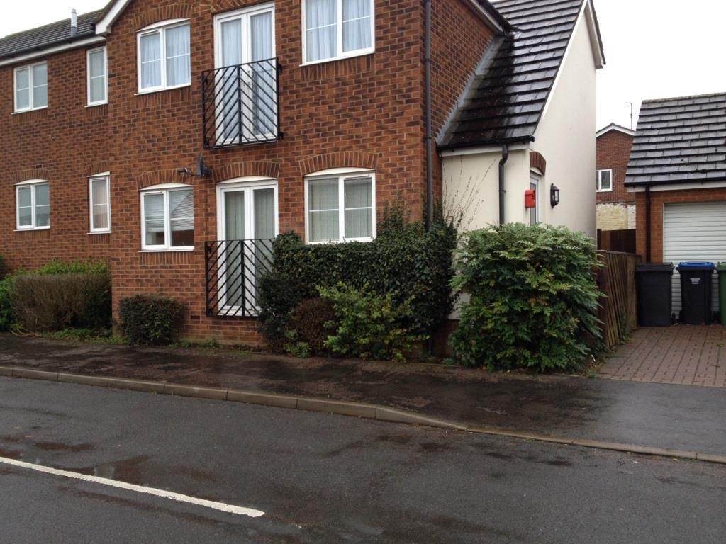 2 bed flat to rent in Barnes Close, Kibworth, Leicester LE8 Zoopla