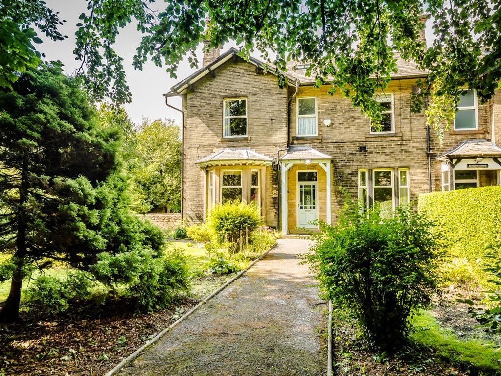 7 bed property for sale in Highfield, Sandbeds, Queensbury BD13, £