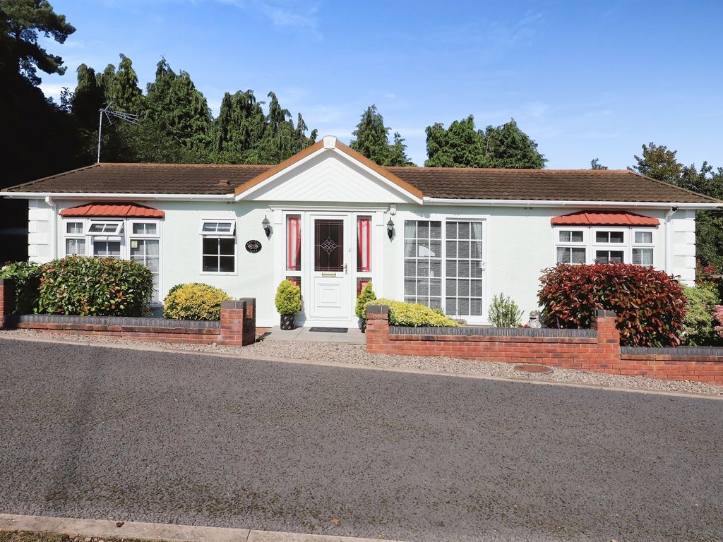 2 bed detached house for sale in Pool Lane, Clows Top, Kidderminster DY14, £195,000 Zoopla