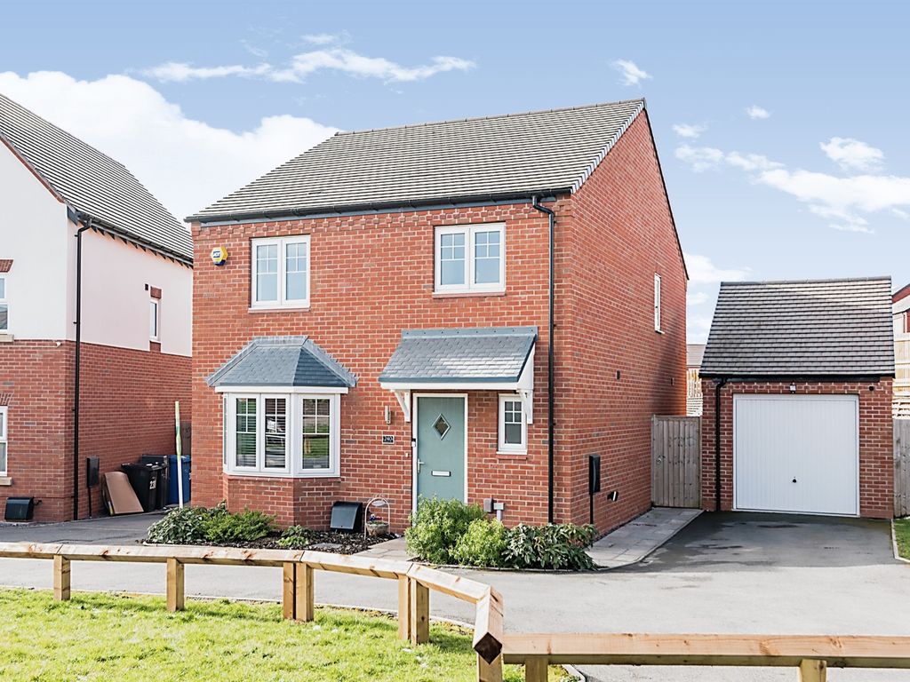 3 bed detached house for sale in Meadow Way, Tamworth B79 Zoopla
