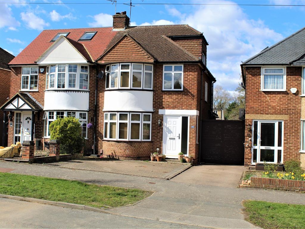 4 bed semidetached house for sale in Wroxham Gardens, Potters Bar EN6