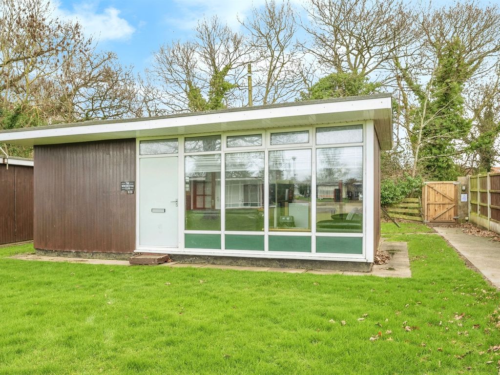 1 bed chalet for sale in Broadside Chalet Park, Stalham, Norwich NR12