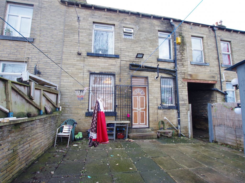 Pembroke Street, Bradford BD5  
