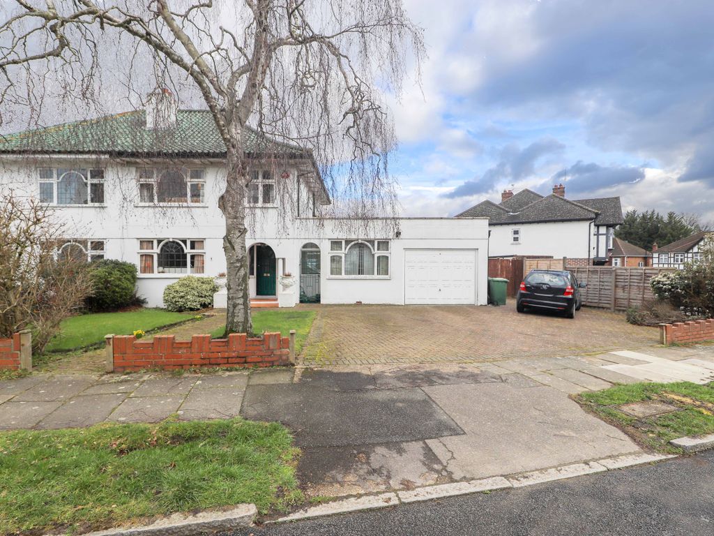 4 bed semidetached house for sale in Furham Feild, Pinner HA5, £