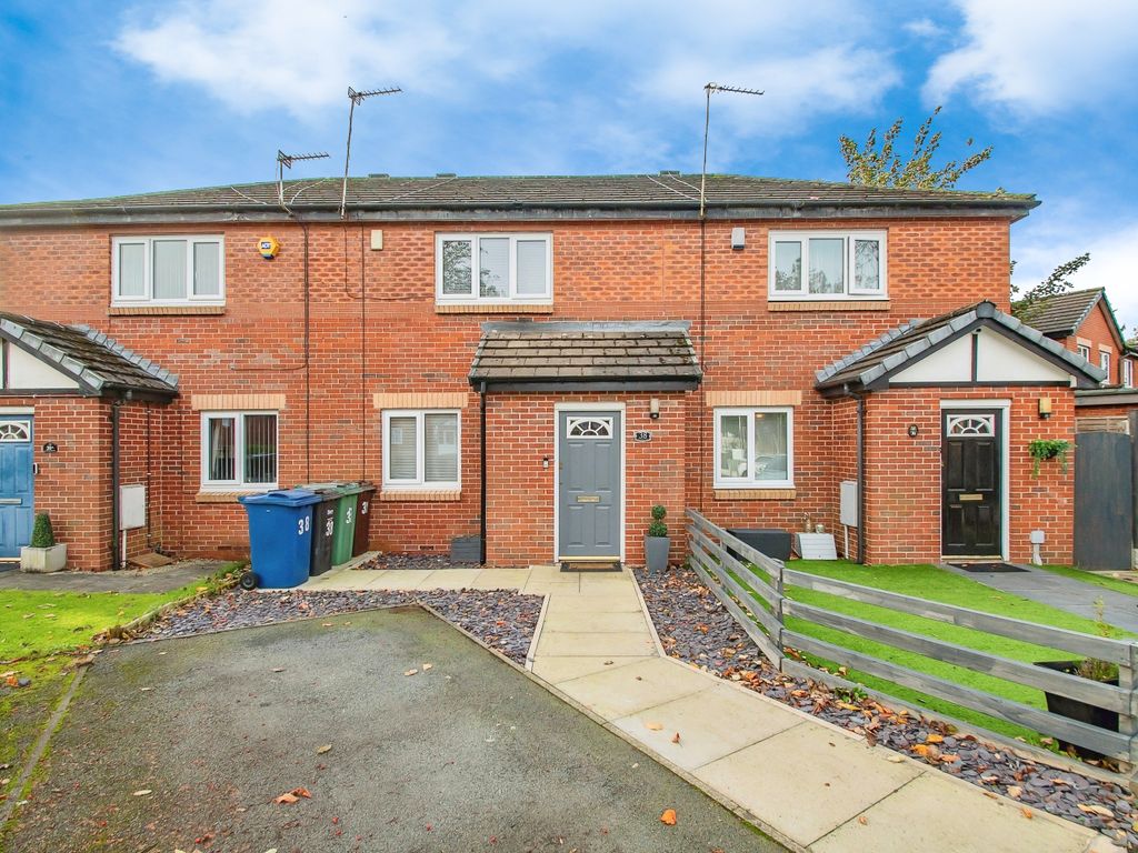 2 bed mews house for sale in Cornwall Drive, Bury, Greater Manchester