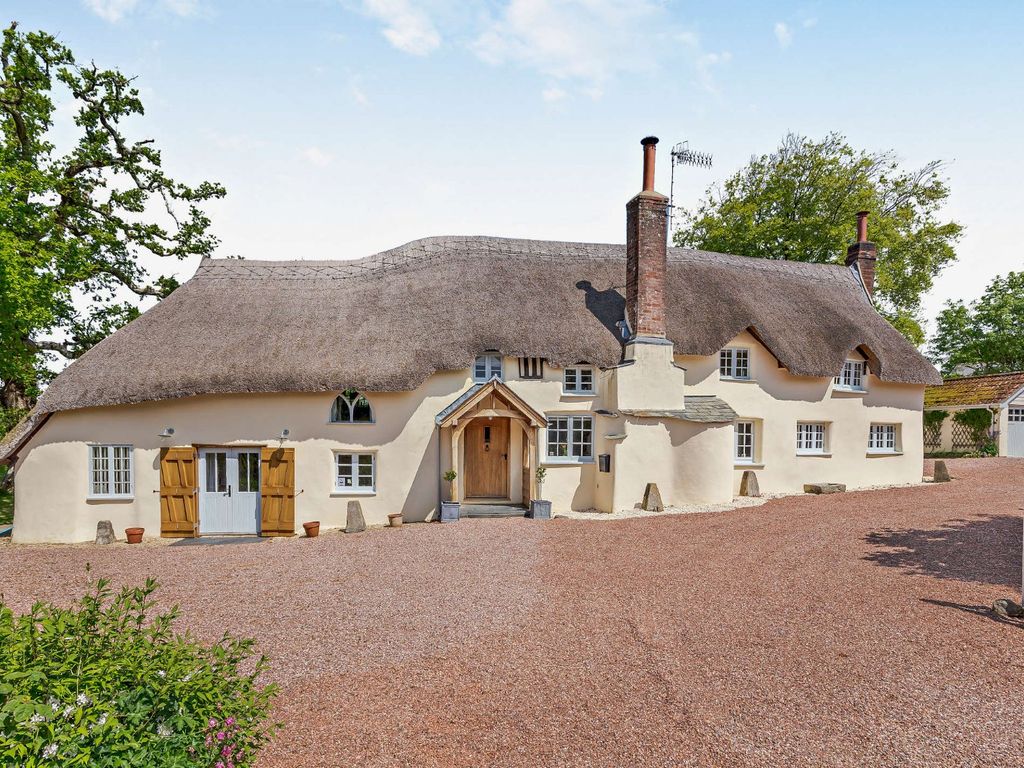 5 bed detached house for sale in Tedburn St. Mary, Exeter, Devon EX6, £950,000 Zoopla