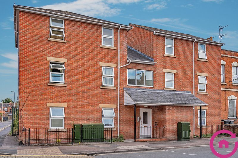 1 bed flat to rent in High Street, Gloucester GL1 Zoopla