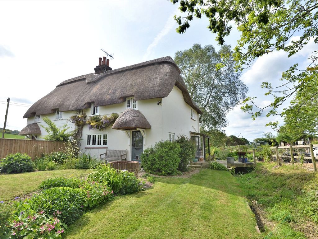 3 bed semidetached house for sale in Glebe Farm Cottages, Rockbourne
