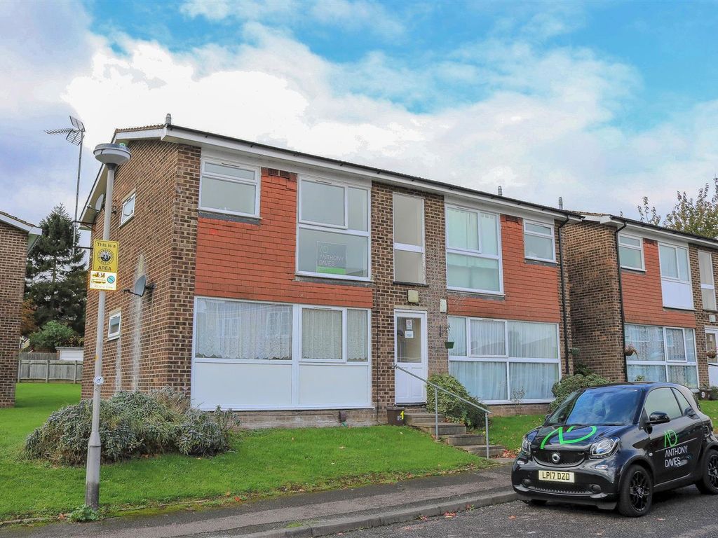 1 bed flat to rent in Virgil Drive, Broxbourne EN10, £995 pcm Zoopla