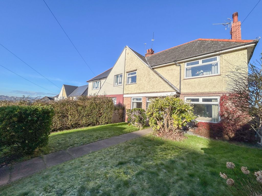 3 bed semidetached house for sale in Christchurch Road, Newport NP19