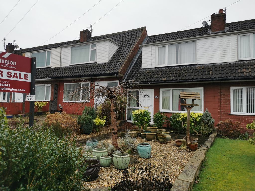 3 bed terraced house for sale in Golden Hill Lane, Leyland PR25, £