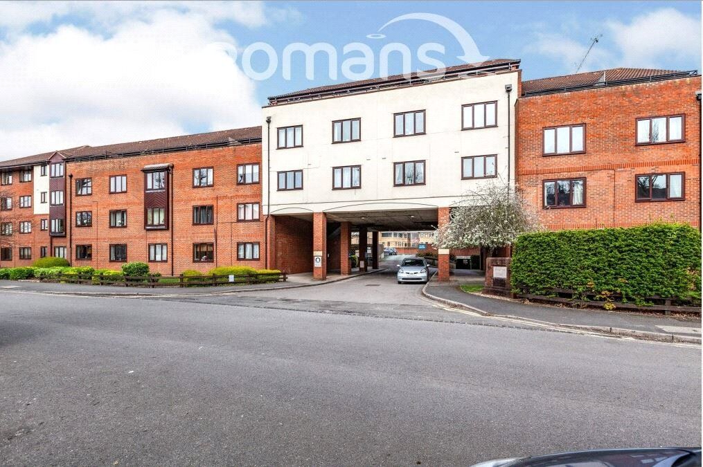 2 bed flat for sale in Romana Court, Sidney Road, StainesUponThames