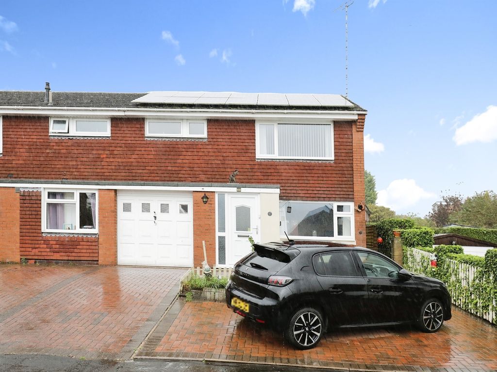 3 bed semidetached house for sale in Poplar Road, Itchington