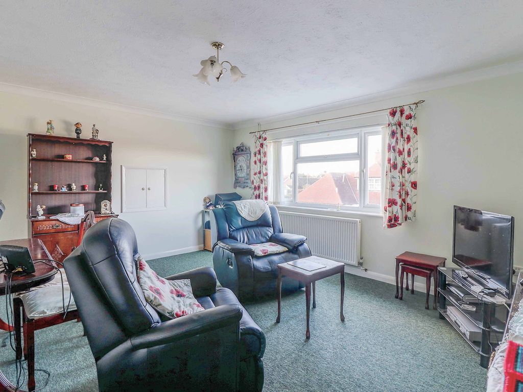 2 Bed Flat For Sale In Hillfield Road Selsey Chichester PO20 Zoopla 2-bed-flat-for-sale-in-hillfield-road-selsey-chichester-po20-zoopla