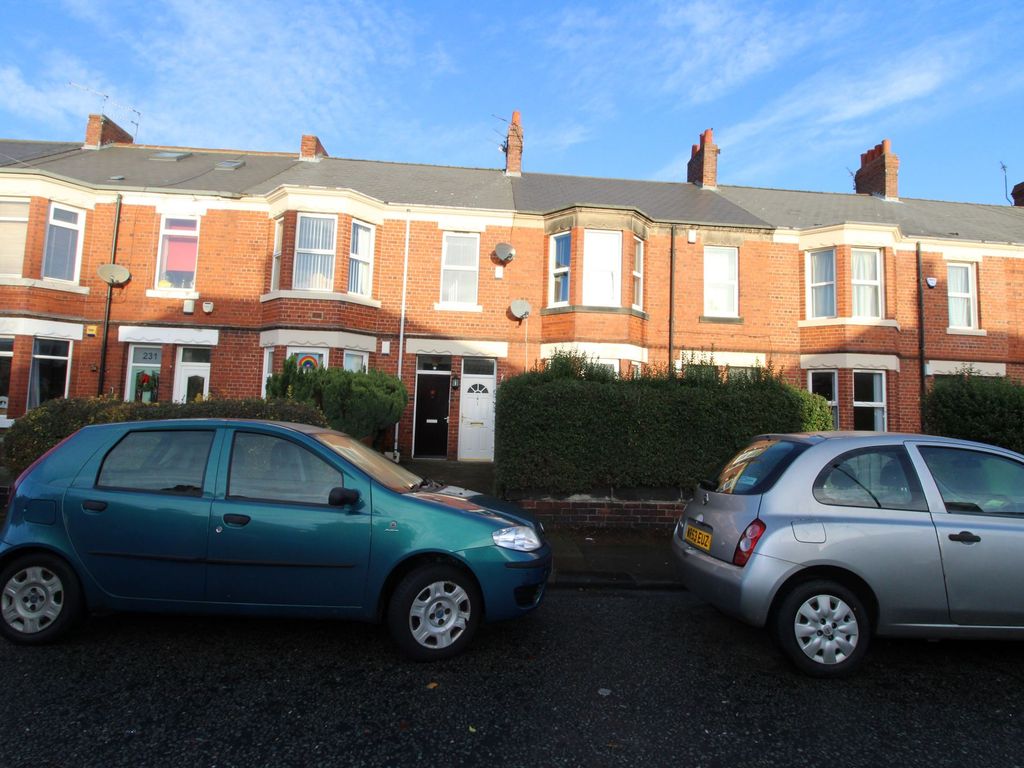 2 bed flat for sale in Rothbury Terrace, Heaton, Newcastle Upon Tyne