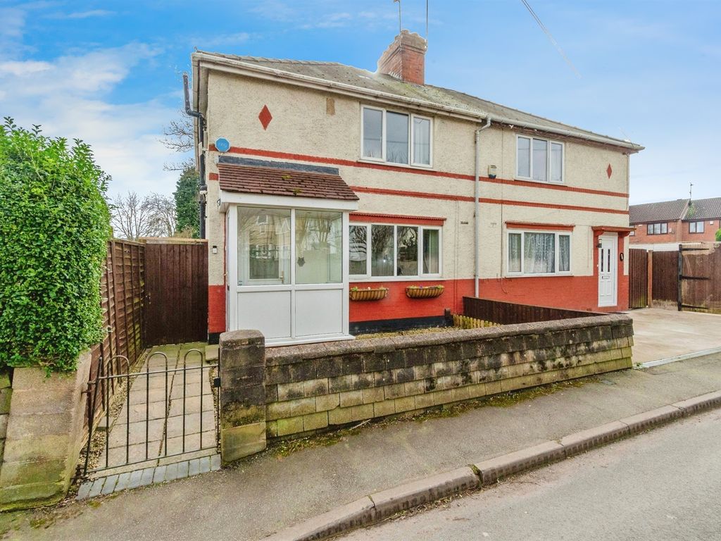 3 bed semidetached house for sale in Charles Foster Street, Darlaston