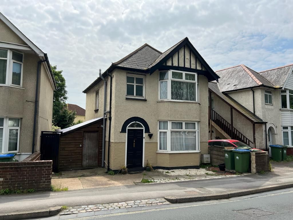 3 bed detached house for sale in Bitterne Road West, Southampton SO18