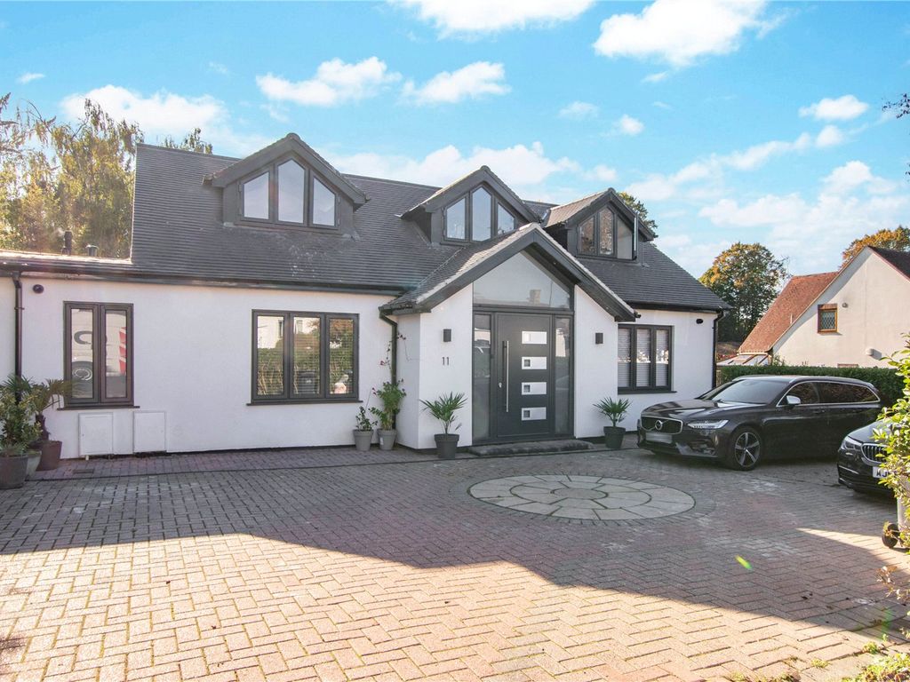 5 bed detached house for sale in Priory Avenue, Harlow, Essex CM17, £