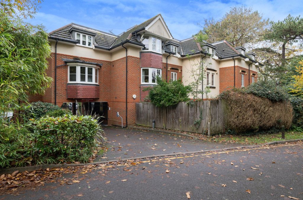 2 bed flat for sale in Marchmont Place, Bracknell, Berkshire RG12, £