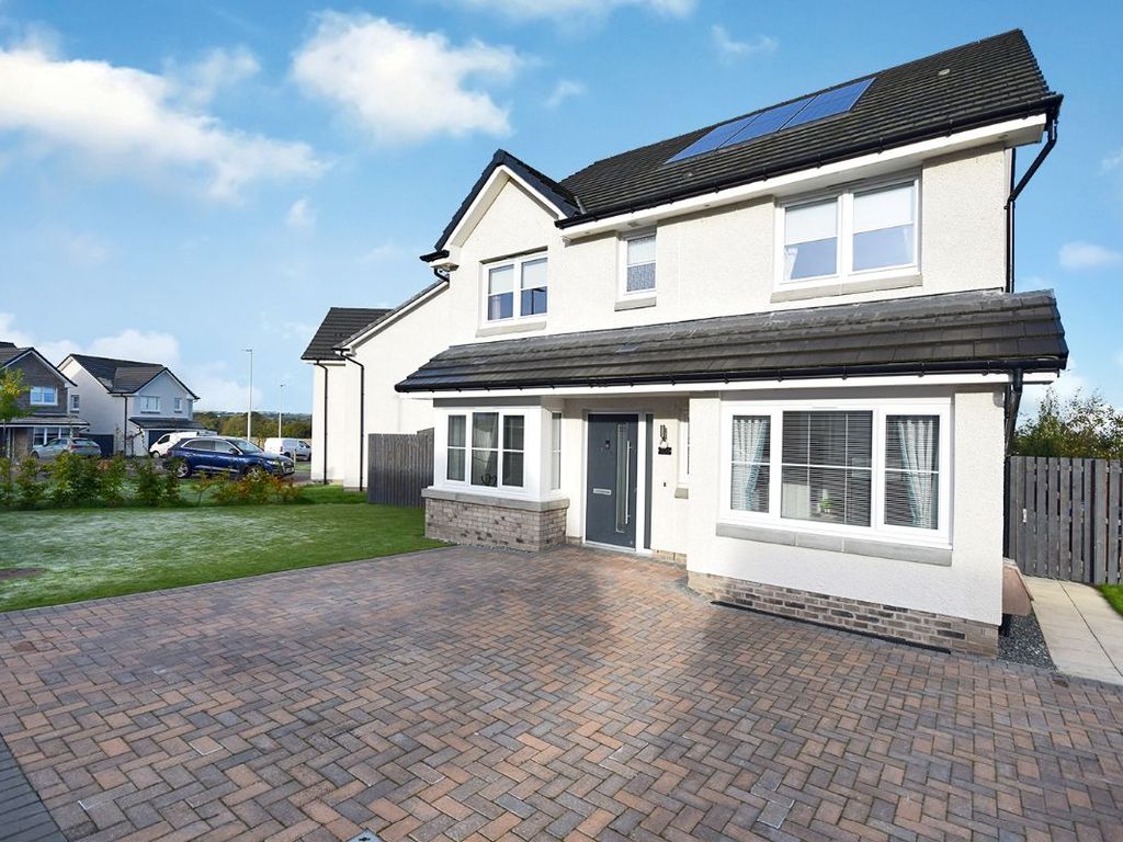 4 bed detached house for sale in Clare Crescent, Larkhall ML9, £279,995