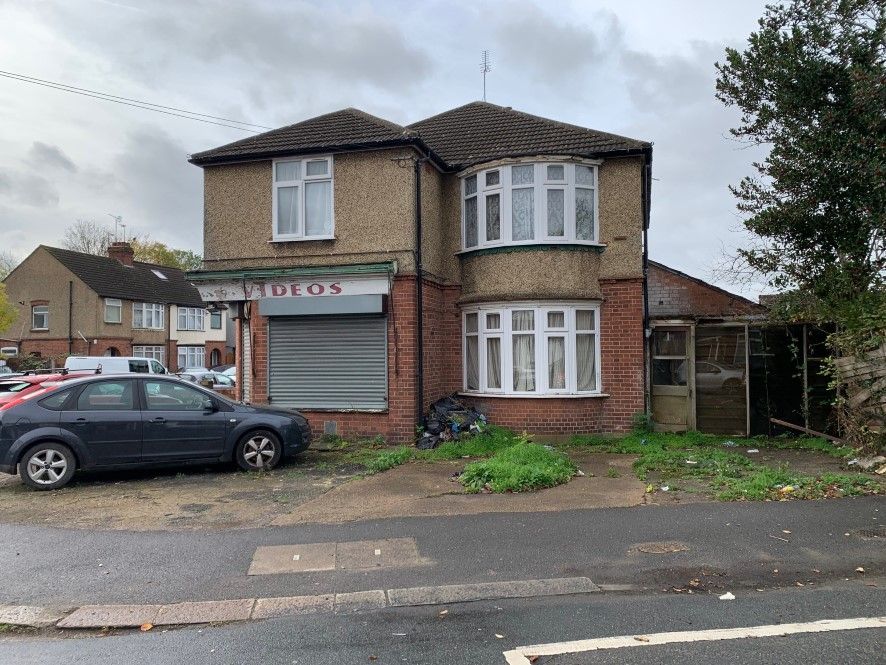 43 Broad Mead, Luton, Bedfordshire LU3  