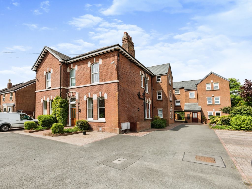 2 bed flat to rent in Dean Court, Bamber Bridge, Preston, Lancashire