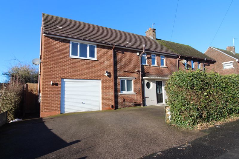 4 bed terraced house for sale in London Fields, Billinge, Wigan WN5, £