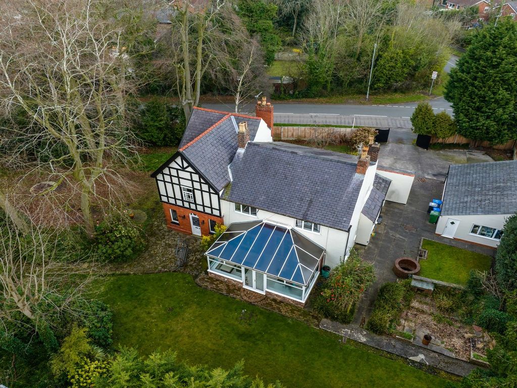 5 bed detached house for sale in Cinnamon Lane, Fearnhead, Warrington