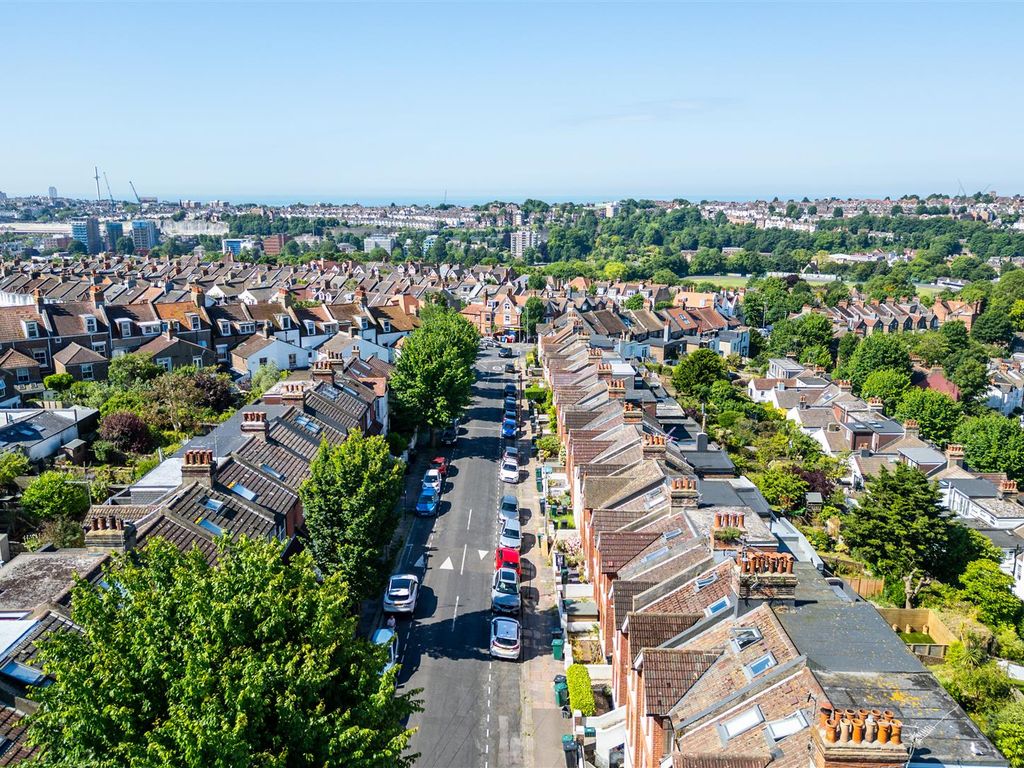 4 bed terraced house for sale in Osborne Road, Brighton BN1, £750,000