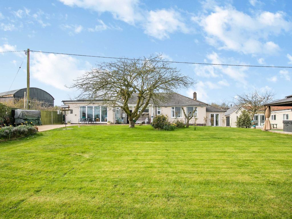 4 bed detached house for sale in Fishpool, Dymock, Gloucestershire GL18