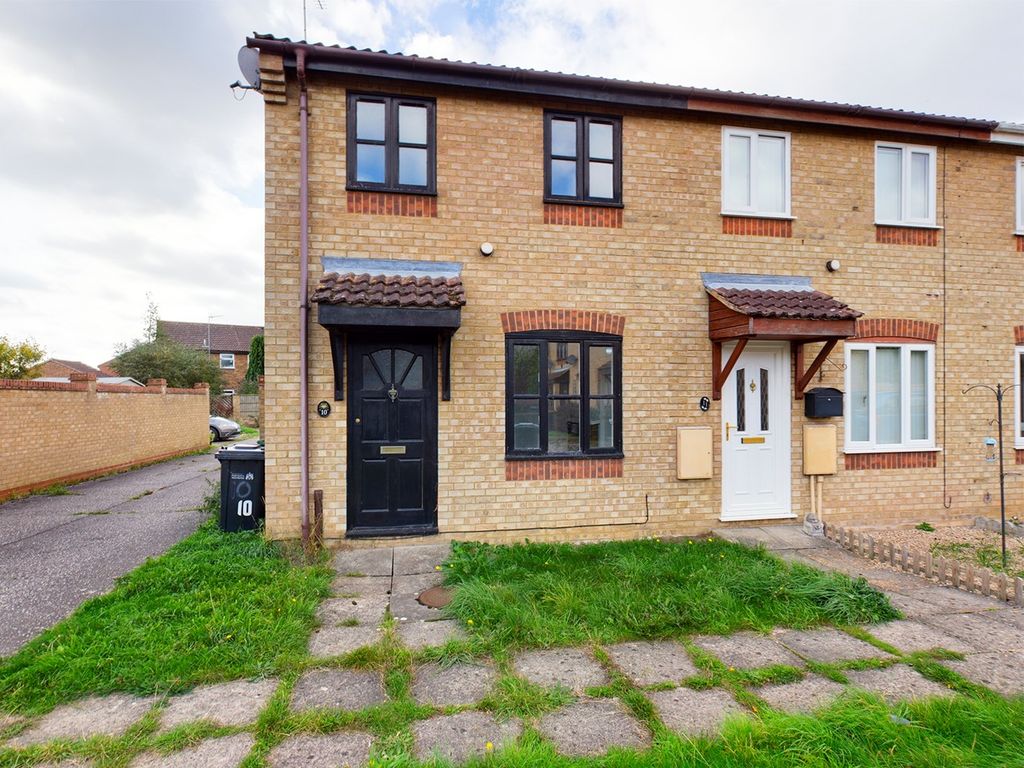 2 bed end terrace house for sale in Bure Close, Watlington, King's Lynn