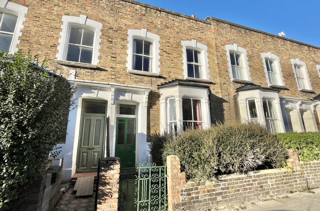 3 bed terraced house for sale in Defoe Road, Stoke Newington, London