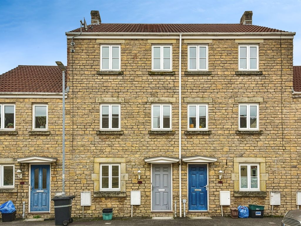 4 bed terraced house for sale in Wallington Way, Frome BA11, £300,000