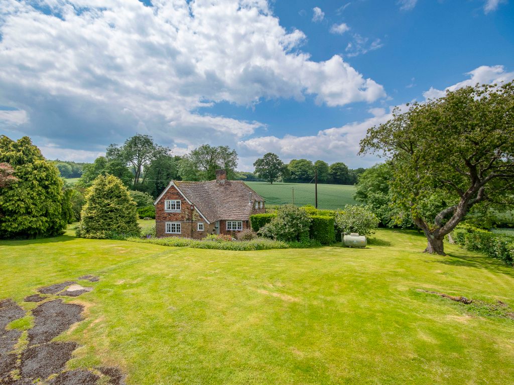 3 bed detached house for sale in Slade Road, Doddington ME9, £750,000