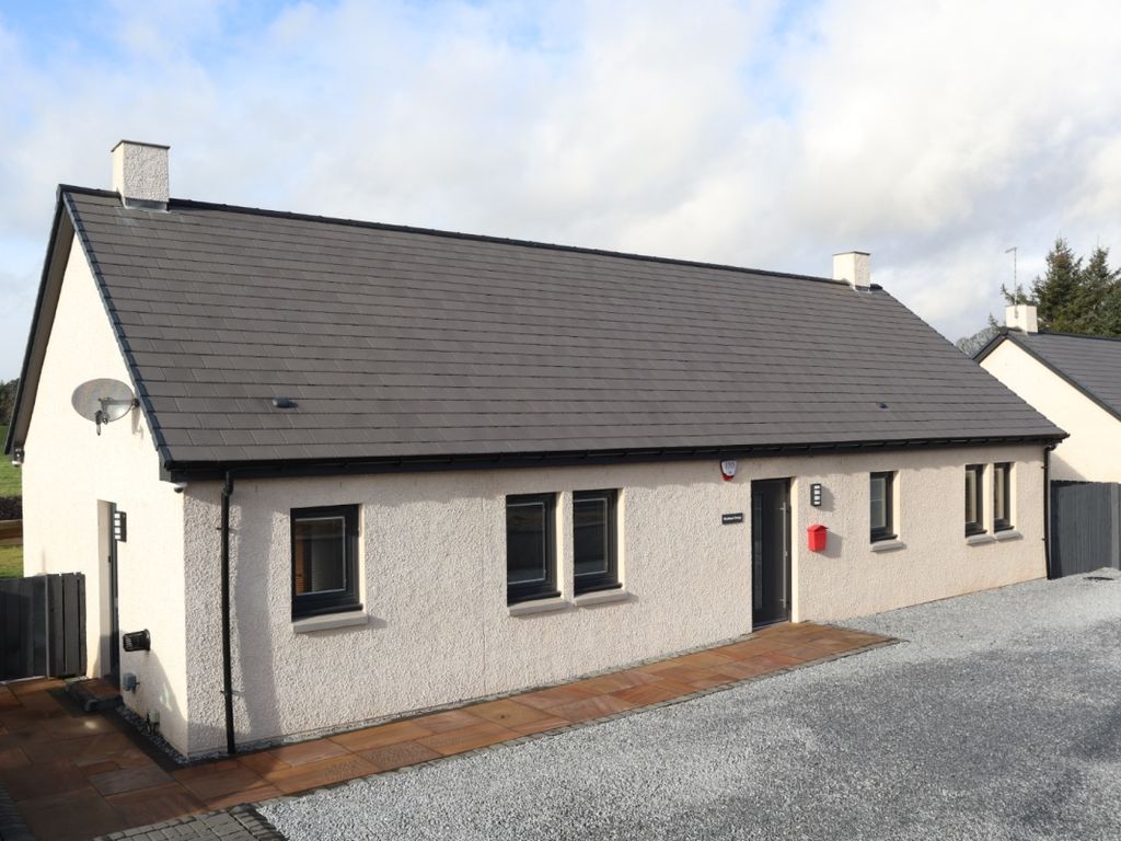 3 bed bungalow for sale in Westbank Holdings, Ravenstruther, Lanark