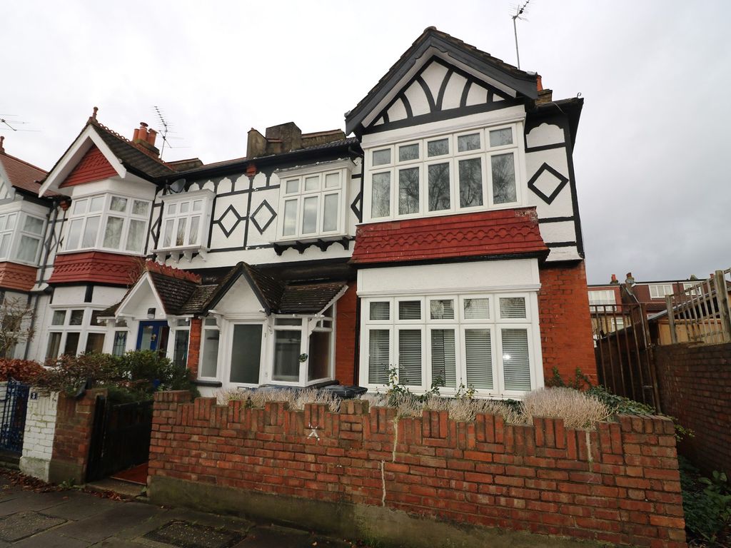 Lancaster Gardens, Ealing, London. W13  