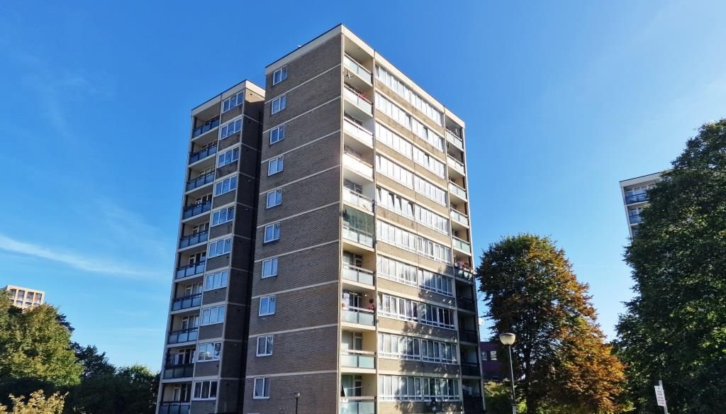 2 bed flat to rent in Wilmount Street, Woolwich SE18 Zoopla